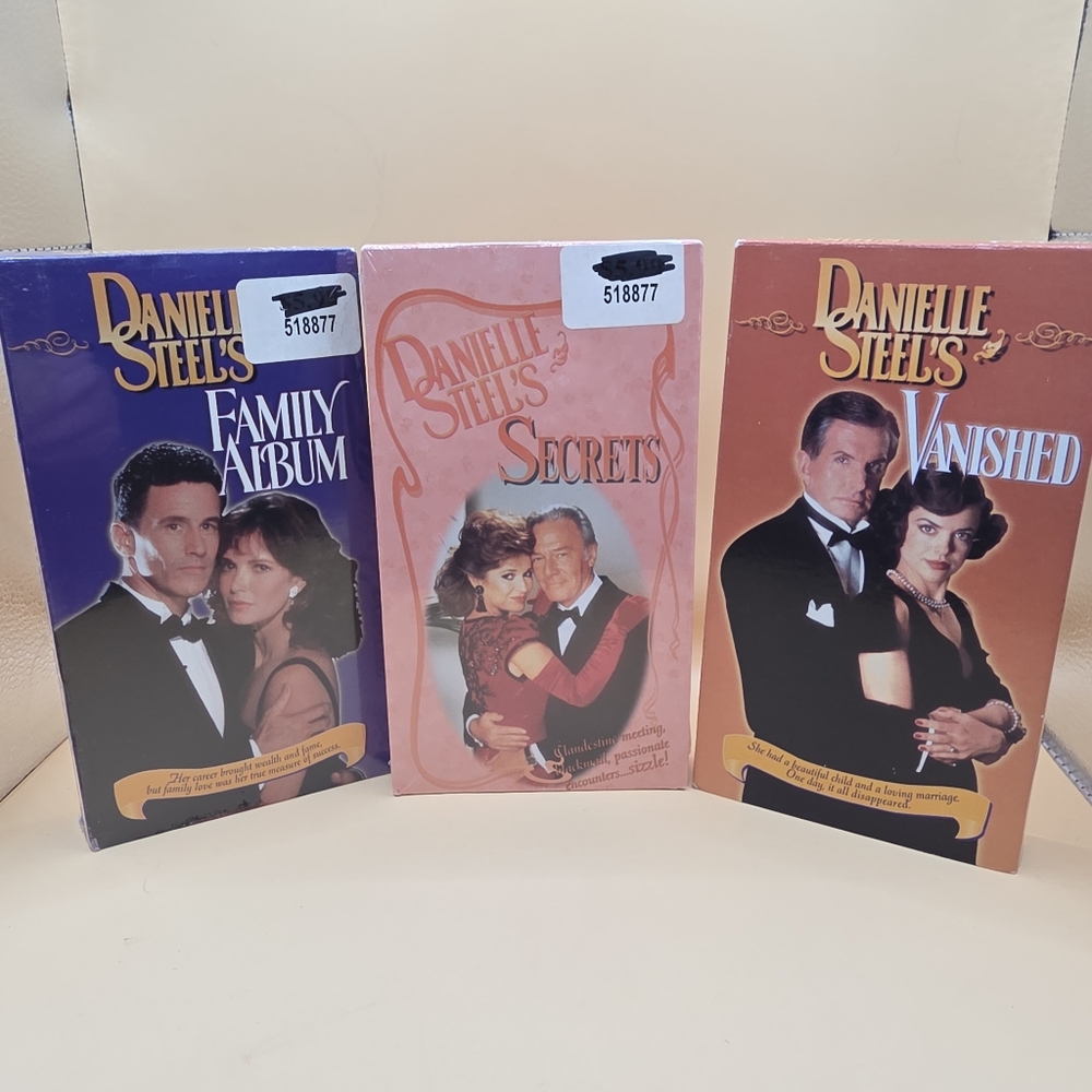 Danielle Steel VHS Lot - Vanished, Secrets, Family Album Romance Drama - Picture 2 of 4